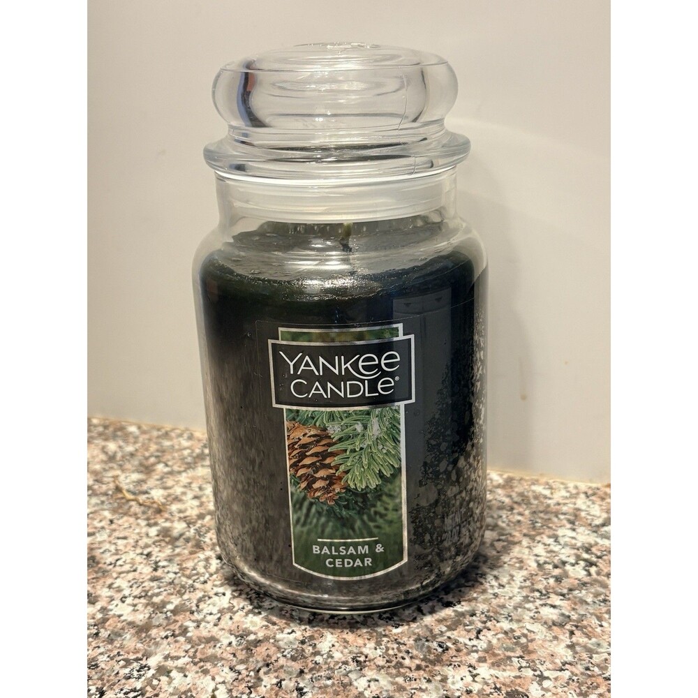 NEW! Yankee Candle Glass Jar Balsam Cedar Scented Green 22 oz Single Wick